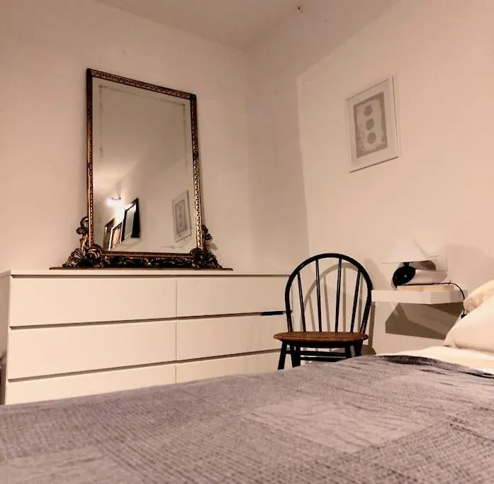 La Casa Sulla Collina - Apt. 2 Colonno 0*,  Ιταλία